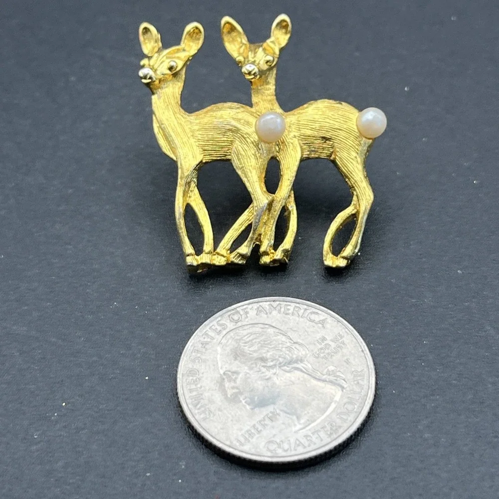 Fawns Deer Faux Pearls Gold Tone Lapel‎ Hat Pin